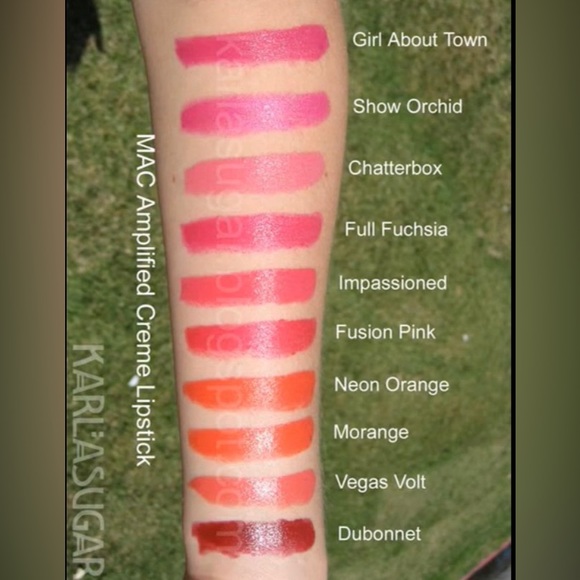 GIRL ABOUT TOWN Amplified Lipstick MAC - Picture 7 of 13